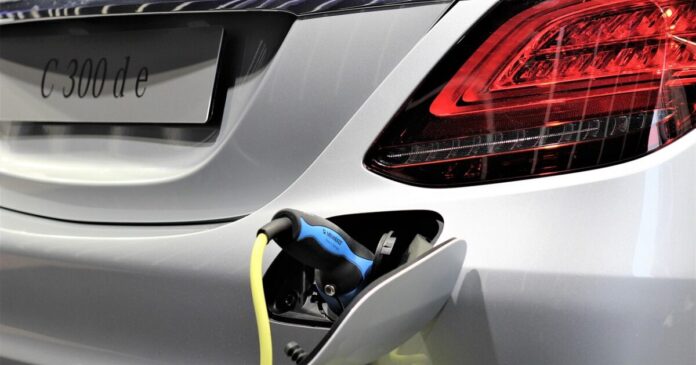elektricni auto